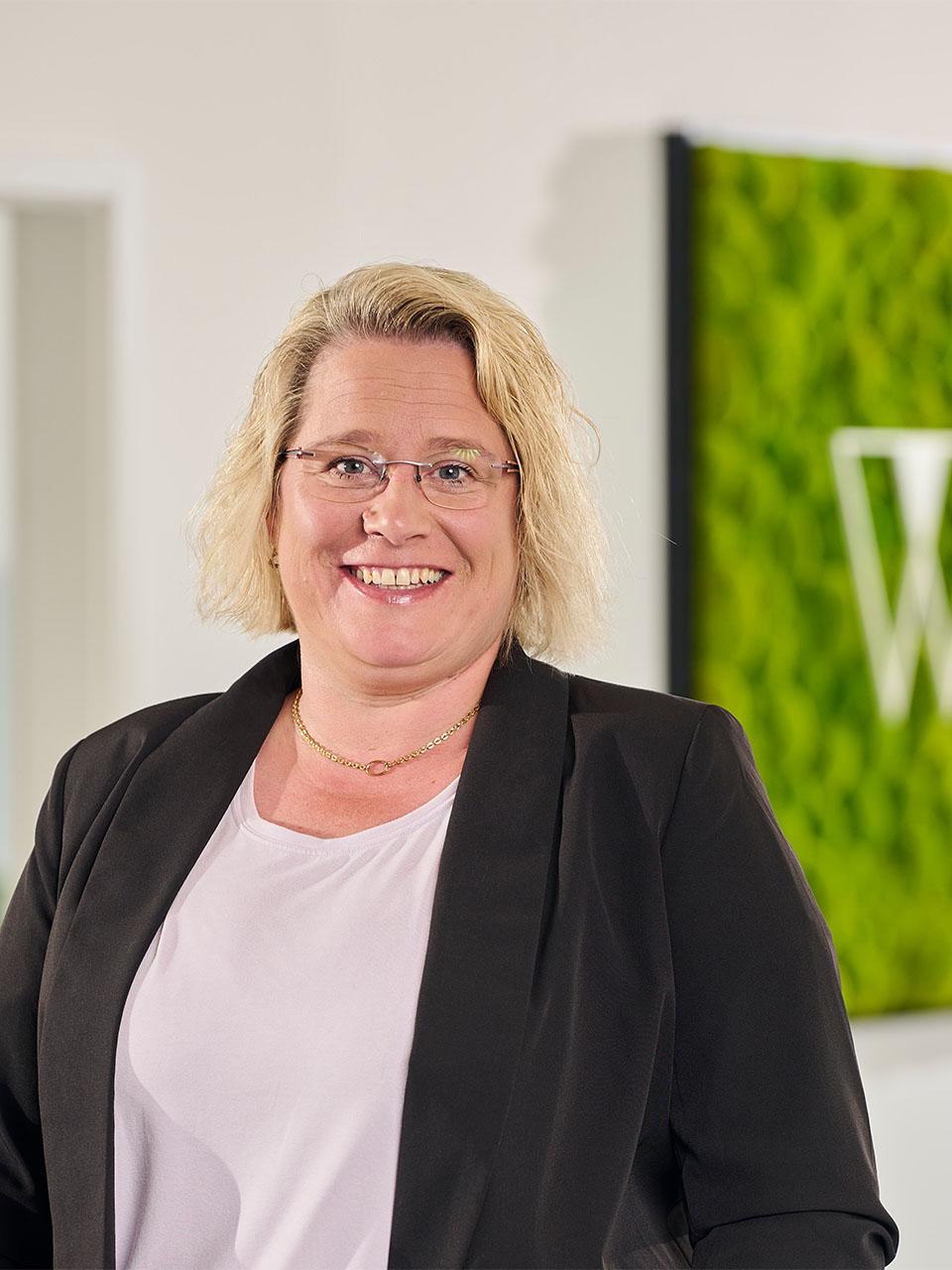 Diana (HR & Legal)